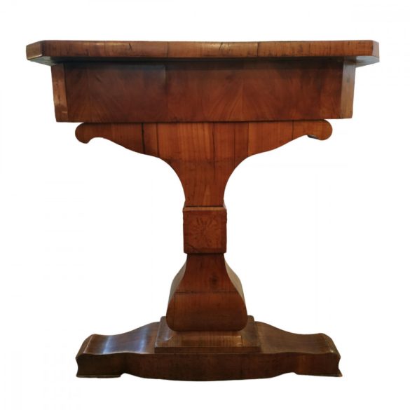 Biedermeier Íróasztal
