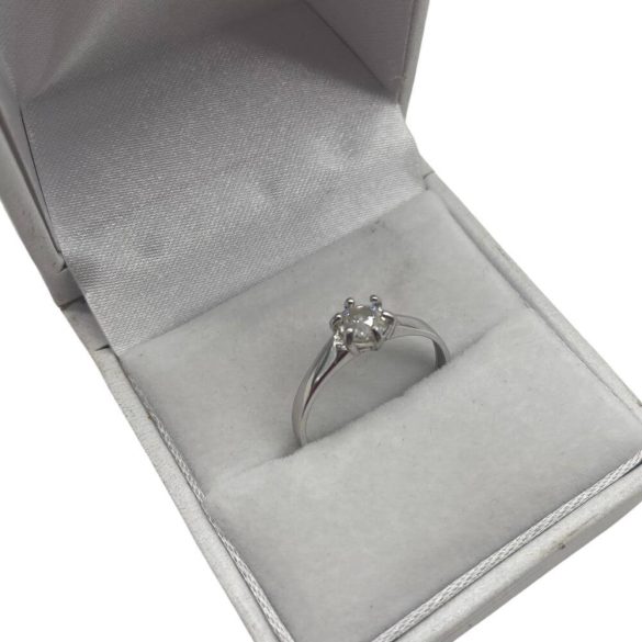 Fehérarany Brilliáns Gyűrű 0,38 CT