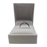 Fehérarany brilliáns gyűrű 0,31 CT