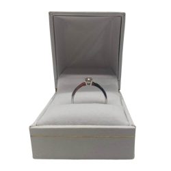 Fehérarany brilliáns gyűrű 0,31 CT