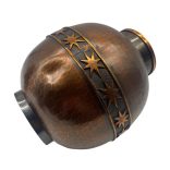 Bronz Váza Csillagmintával Középen