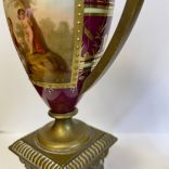 Páros bécsi díszváza 