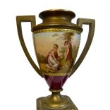 Páros bécsi díszváza 