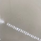 Schütz Cilli falitányér. Mázas festett kerámia.