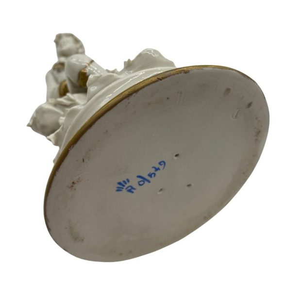 Olasz, nápolyi rokokó kisfiú porcelán 