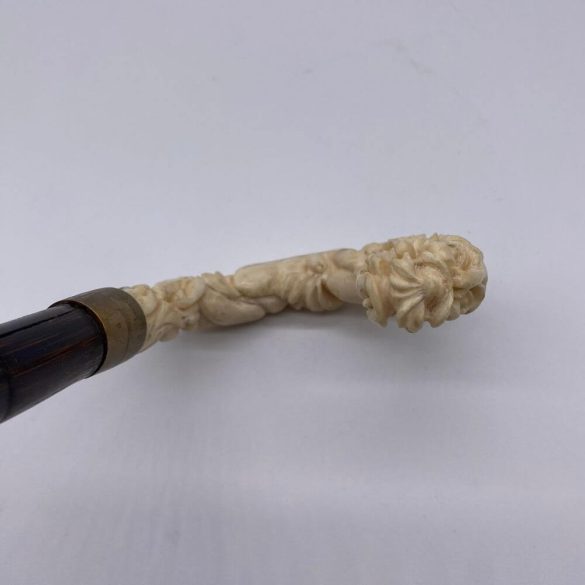 Bambusz száras sétapálca elefántcsont faragott fejes motívummal 