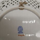 Herendi Viktória mintás áttört falidísz