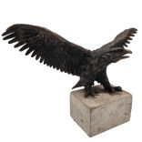 Bronz Turul kő alapon