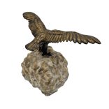 Bronz sas a sziklán